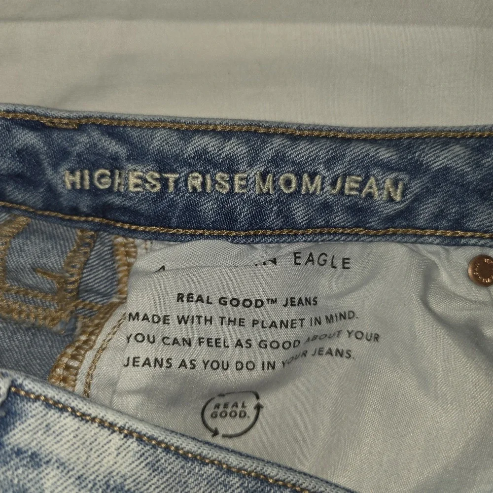 American Eagle Womens Highest Rise Mom Jeans Size 6 X-Long Denim Stretch
